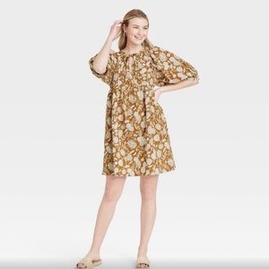 Puff sleeve dress by Universal Thread